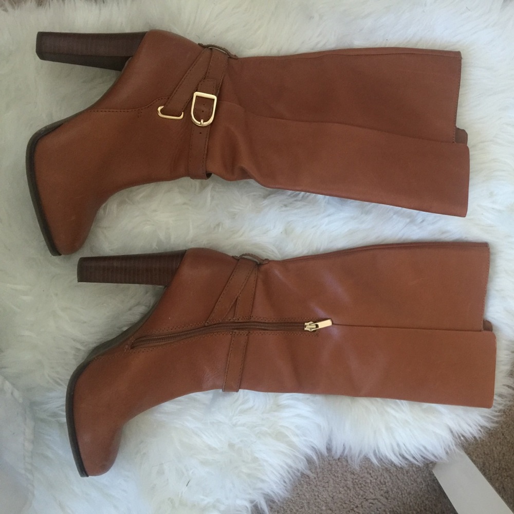 Banana Republic Camel Boots